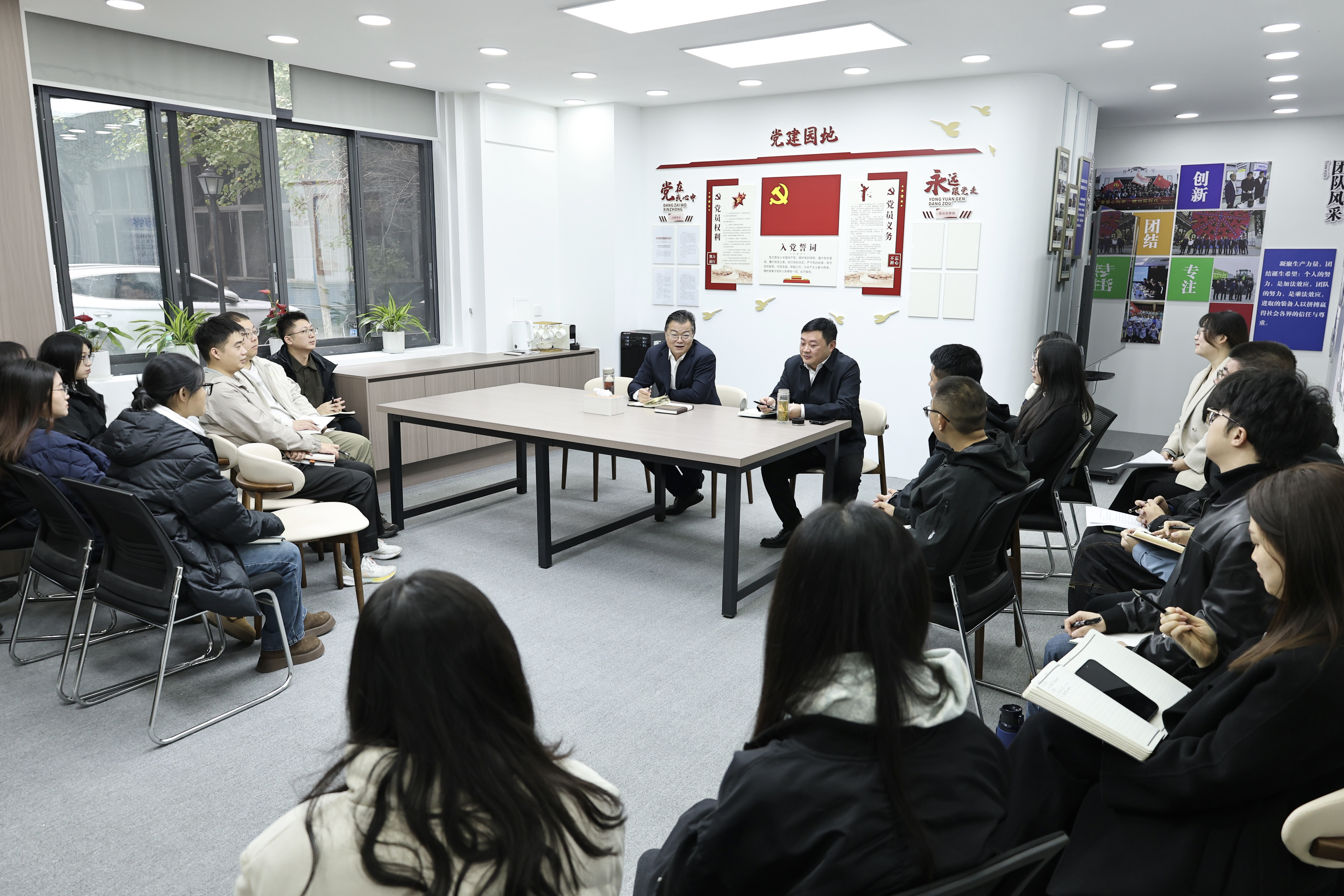 微信图片_20251118153721_374_33 微信图片_20251118153721_374_33